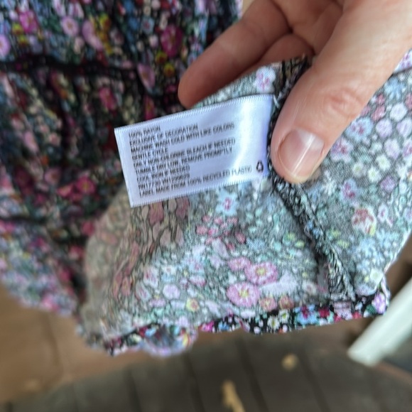 Wild Fable Multicolor Floral Knee Length Dress size Medium - Picture 3 of 4